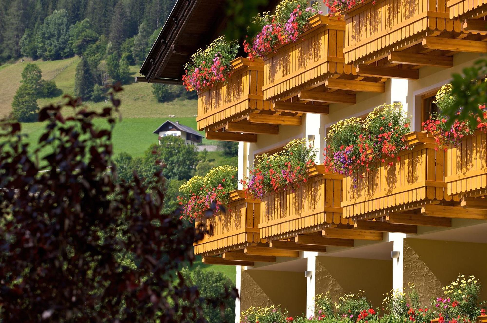 Family & Sporthotel Kaerntnerhof Bad Kleinkirchheim Εξωτερικό φωτογραφία